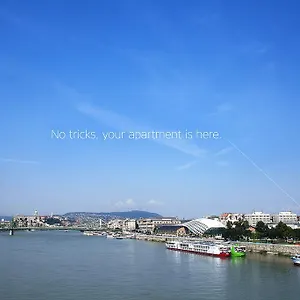  Apartment Riverside Panorama