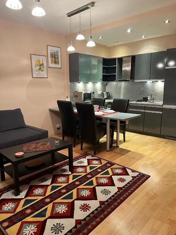 Luxury Apartment Dunapest With Spa And Pool Budapest