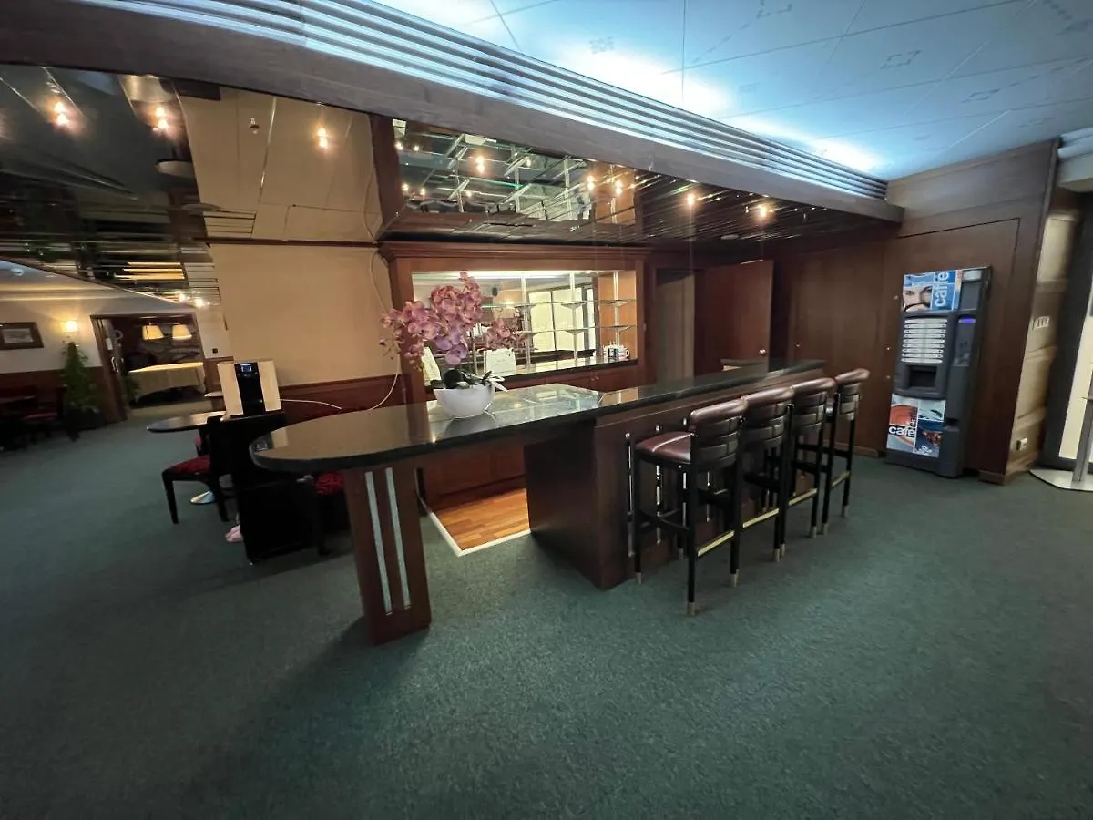 Luxury Apartment Dunapest With Spa And Pool Budapest 0*,