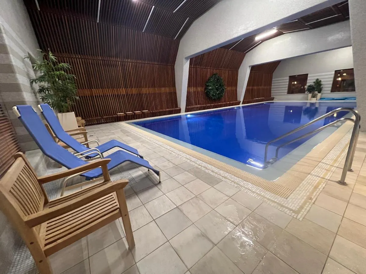 Luxury Apartment Dunapest With Spa And Pool Budapest